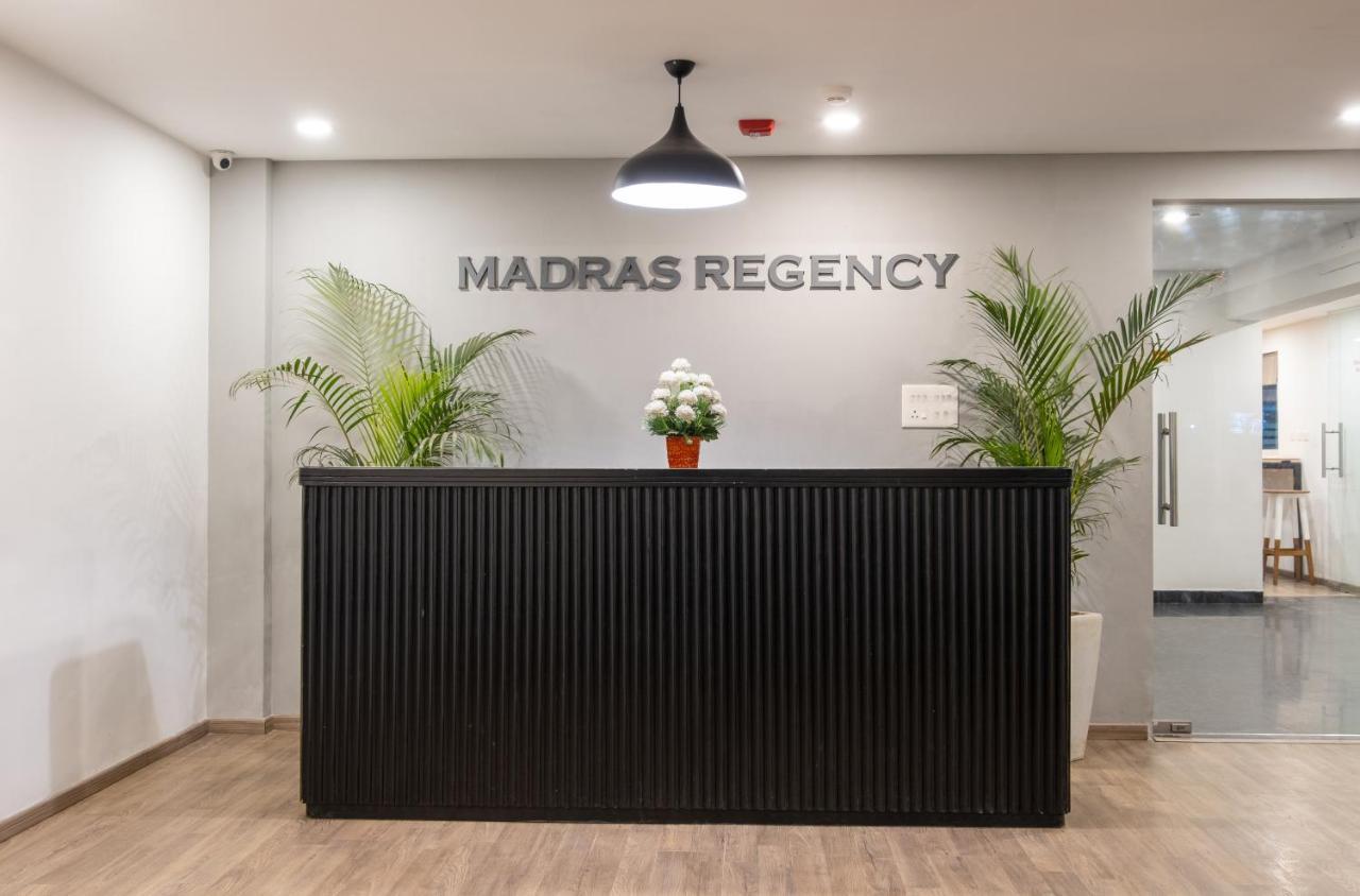 מלון Madras Regency מראה חיצוני תמונה